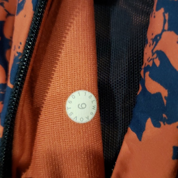 Lululemon Final Lap Crop Tight Leggings Size 6 A6 - Picture 6 of 8